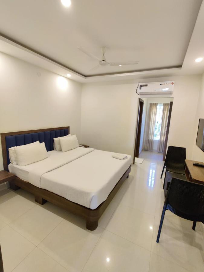 Airport Regency Hotel Devanahalli Kültér fotó